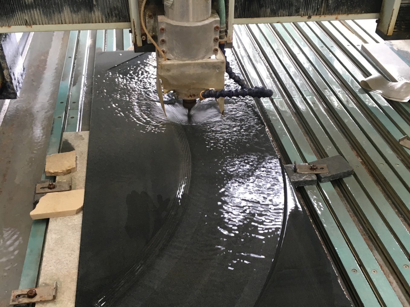 rmShJeNdtP granite stones
